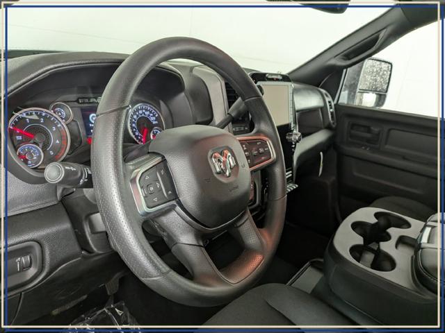 2026 Ram 3500 Tradesman Crew Cab 4x4 8 Box
