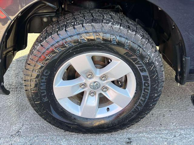 2019 Ram 1500 Classic Express Quad Cab 4x4 6'4" Box