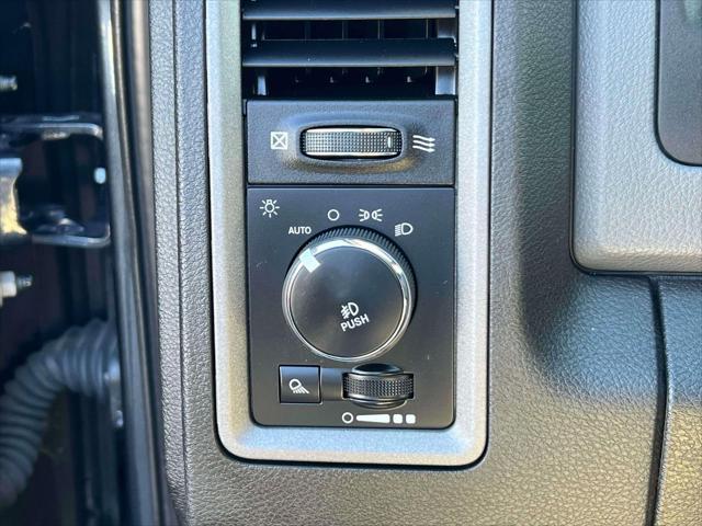 2019 Ram 1500 Classic Express Quad Cab 4x4 6'4" Box