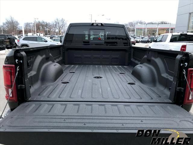 2026 Ram 3500 Laramie Crew Cab 4x4 8' Box