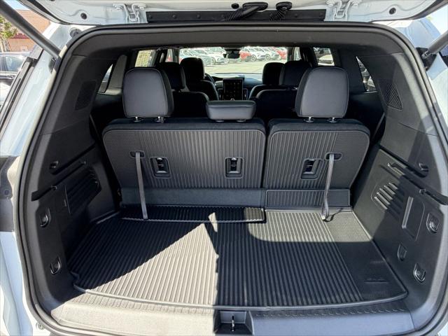 2026 GMC Acadia AT4 AWD