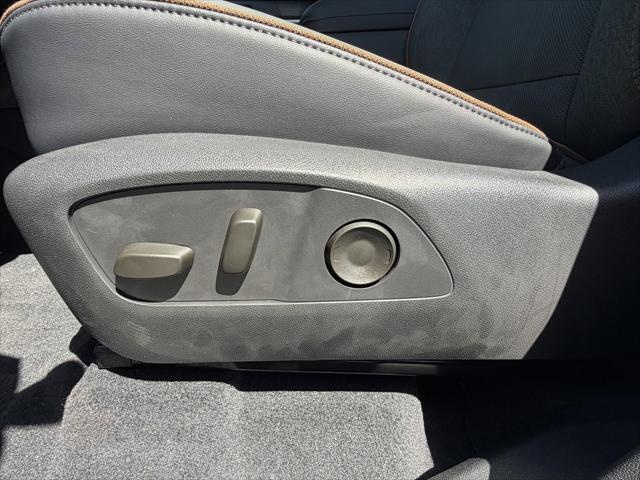 2026 GMC Acadia AT4 AWD