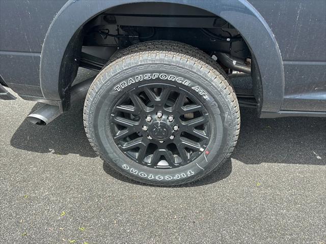 2026 Ram 3500 Limited Mega Cab 4x4 6'4" Box