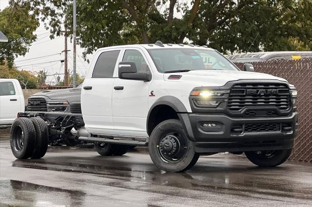 2026 RAM Ram 5500 Chassis Cab RAM 5500 TRADESMAN CHASSIS CREW CAB 4X4 84 CA 2026 RAM Ram 5500 Chassis Cab RAM 5500 TRADESMAN CHASSIS CREW CAB 4X4 84 CA