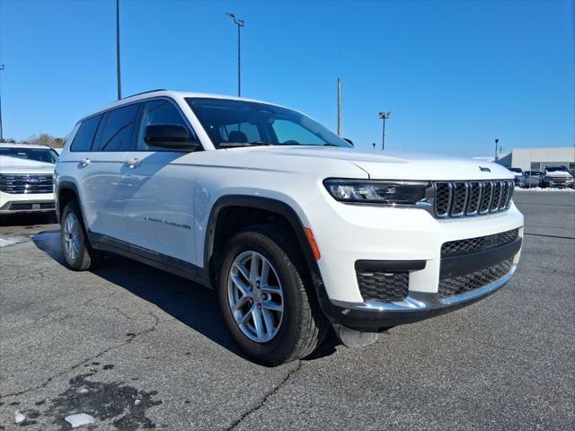 2023 Jeep Grand Cherokee L Laredo 4x4 2023 Jeep Grand Cherokee L Laredo 4x4