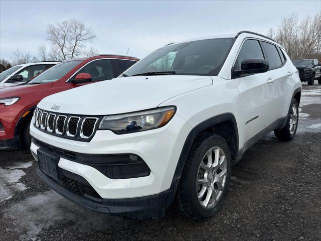 2023 Jeep Compass Latitude Lux FWD