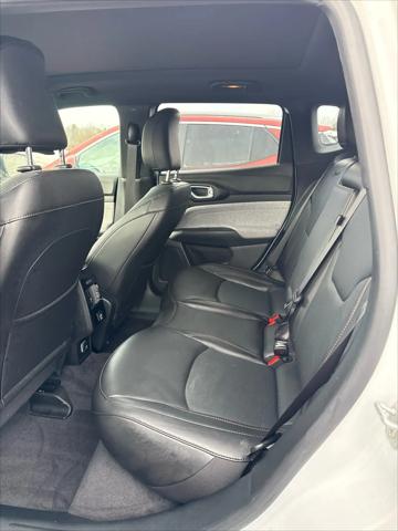 2023 Jeep Compass Latitude Lux FWD