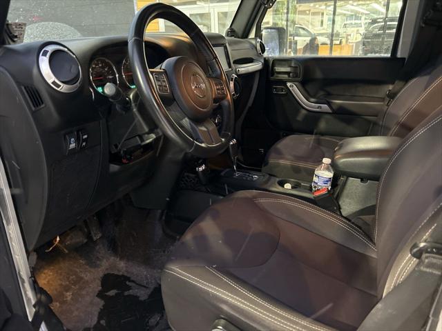 2013 Jeep Wrangler Unlimited Sahara 2013 Jeep Wrangler Unlimited Sahara