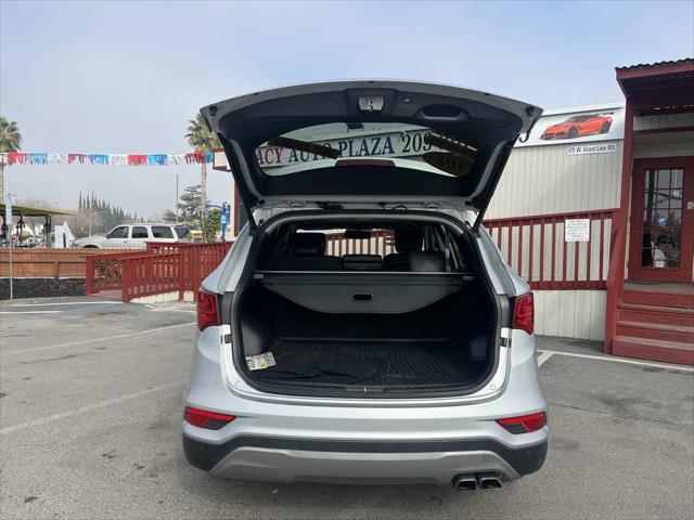 2017 Hyundai Santa Fe Sport 2.0T Ultimate