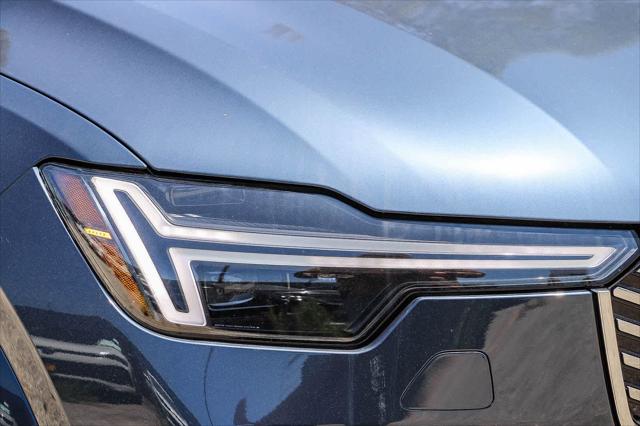 2026 Volvo XC90 Plus, B6 AWD Gas mild hybrid, Gasoline, Bright, 7 Seats