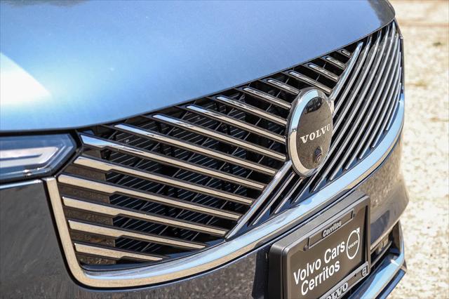 2026 Volvo XC90 Plus, B6 AWD Gas mild hybrid, Gasoline, Bright, 7 Seats