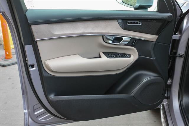 2026 Volvo XC90 Plus, B6 AWD Gas mild hybrid, Gasoline, Bright, 7 Seats