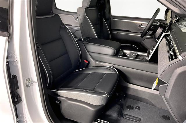 2026 GMC Sierra Standard Range Elevation