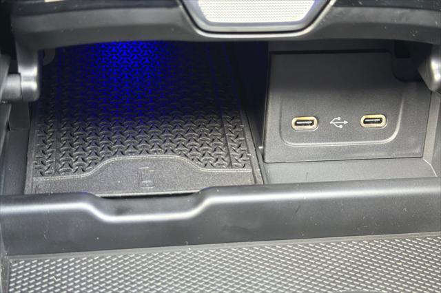 2026 Mercedes-Benz E-CLASS E 300 CLE 300