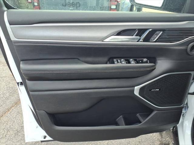 2026 Jeep Grand Wagoneer L Limited Altitude 4x4