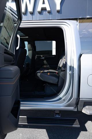 2026 GMC Sierra 2500HD Crew Cab, Standard Bed, AT4, 4WD