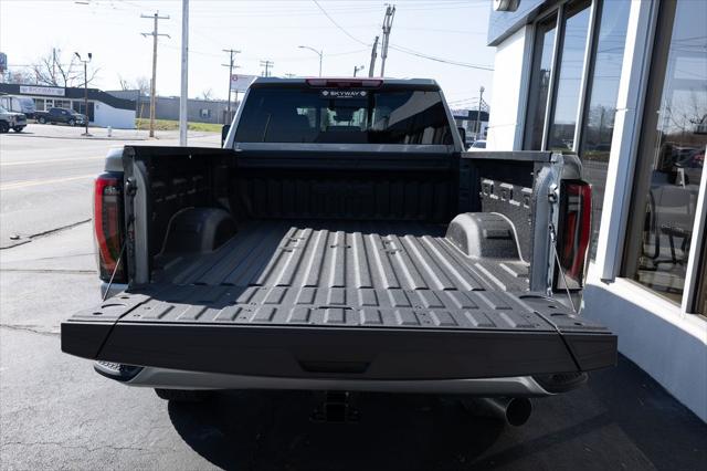 2026 GMC Sierra 2500HD Crew Cab, Standard Bed, AT4, 4WD