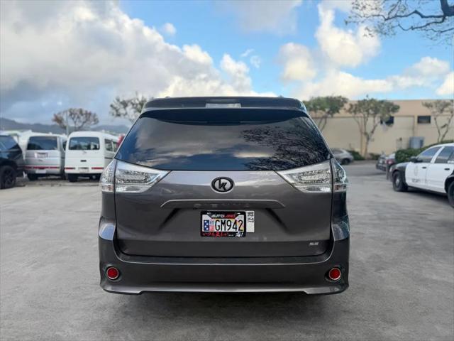 2011 Toyota Sienna SE