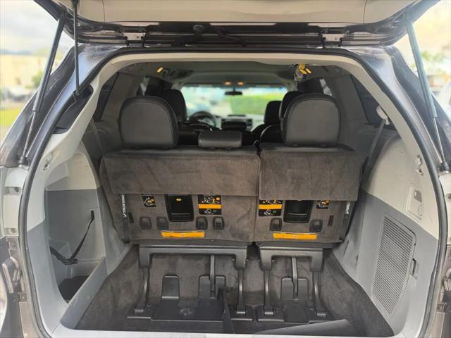 2011 Toyota Sienna SE