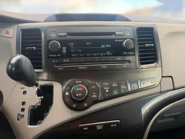 2011 Toyota Sienna SE