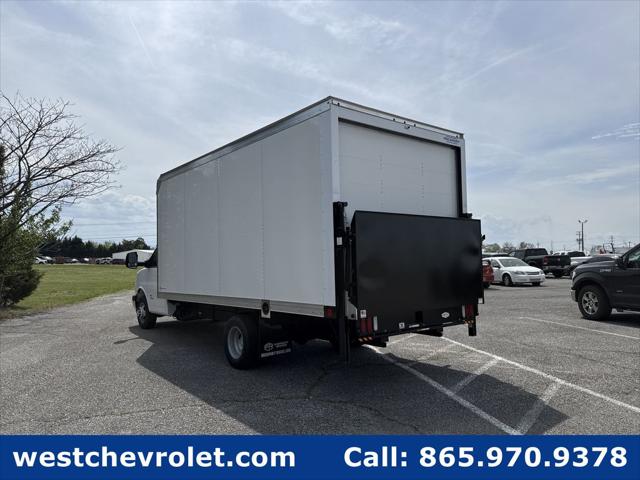 2026 Chevrolet Express Cutaway 4500 Van
