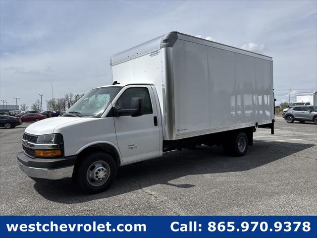 2026 Chevrolet Express Cutaway 4500 Van
