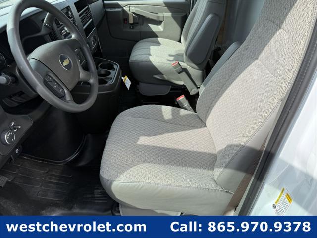 2026 Chevrolet Express Cutaway 4500 Van