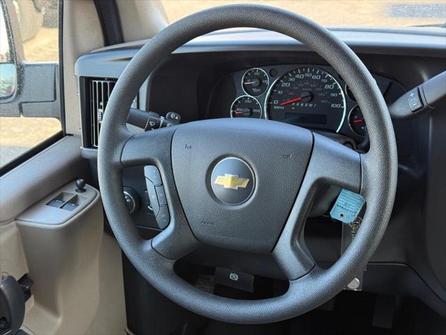 2025 Chevrolet Express Cargo Van RWD 2500 Regular Wheelbase WT
