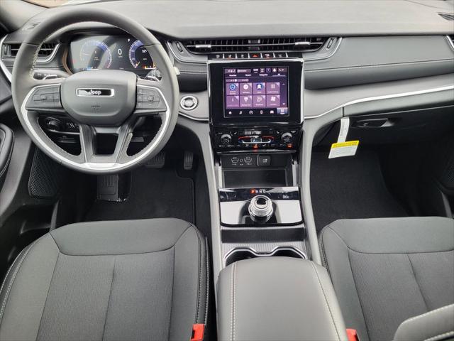 2026 Jeep Grand Cherokee Altitude 4x4