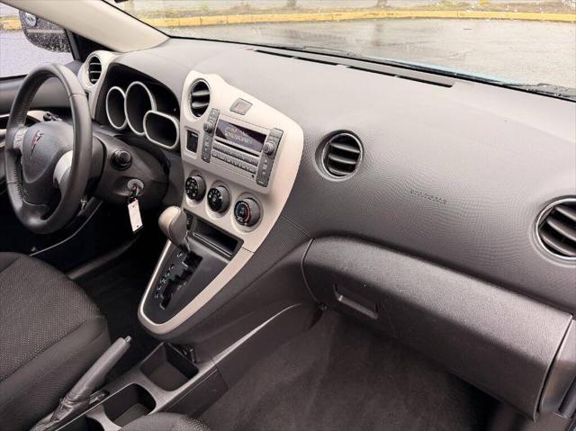 2009 Pontiac Vibe AWD 4dr Wagon