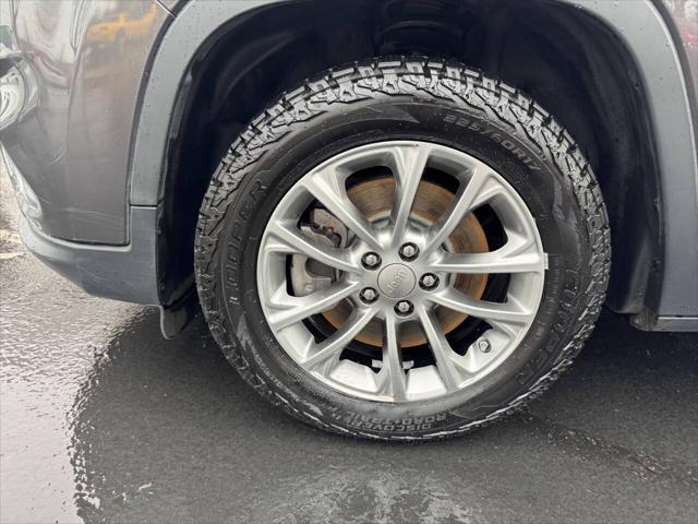 2019 Jeep Cherokee Latitude Plus FWD