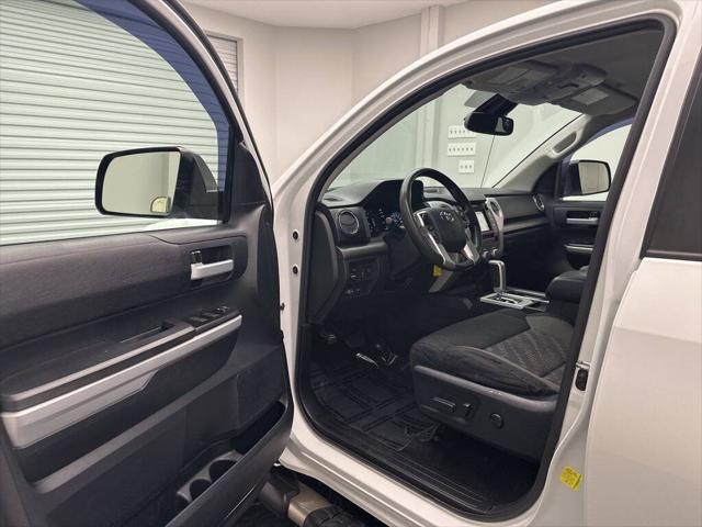 2018 Toyota Tundra SR5 5.7L V8