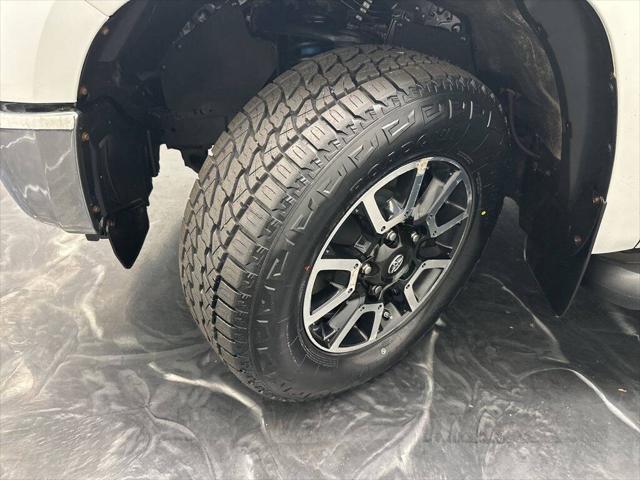 2018 Toyota Tundra SR5 5.7L V8