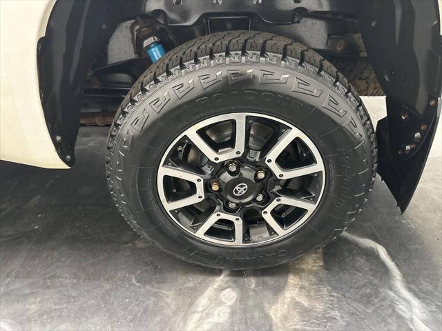2018 Toyota Tundra SR5 5.7L V8