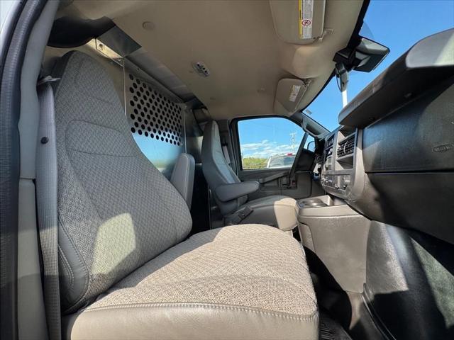 2025 Chevrolet Express Cargo Van RWD 2500 Extended Wheelbase WT