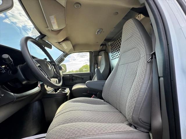 2025 Chevrolet Express Cargo Van RWD 2500 Extended Wheelbase WT