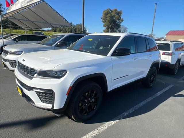 2026 Jeep Grand Cherokee Altitude 4x4