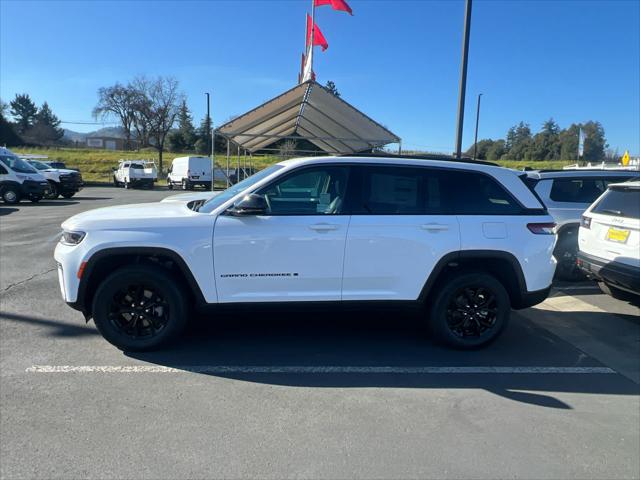 2026 Jeep Grand Cherokee Altitude 4x4