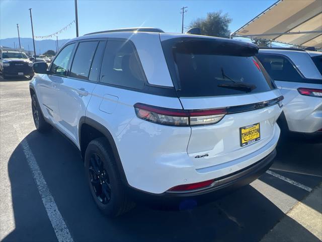 2026 Jeep Grand Cherokee Altitude 4x4
