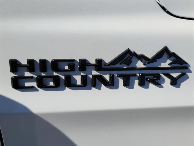 2022 Chevrolet Suburban 4WD High Country