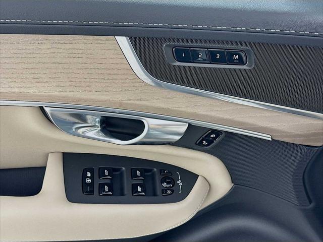 2026 Volvo XC90 Plus, B5 AWD Gas (mild hybrid), Gasoline, Bright, 7 Seats