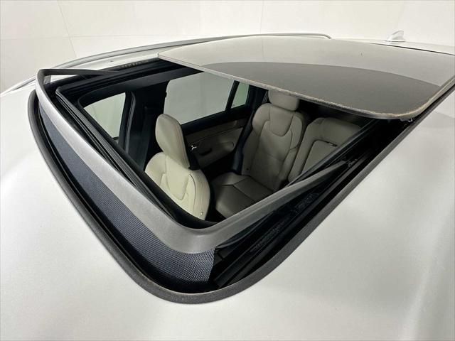 2026 Volvo XC90 Plus, B5 AWD Gas (mild hybrid), Gasoline, Bright, 7 Seats
