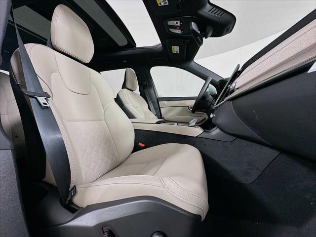 2026 Volvo XC90 Plus, B5 AWD Gas (mild hybrid), Gasoline, Bright, 7 Seats