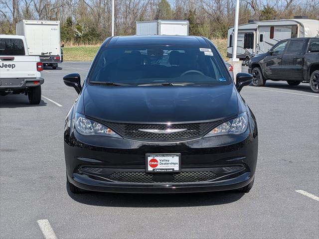 2026 Chrysler Voyager VOYAGER LX