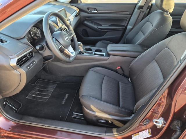 2025 Nissan Altima SV FWD