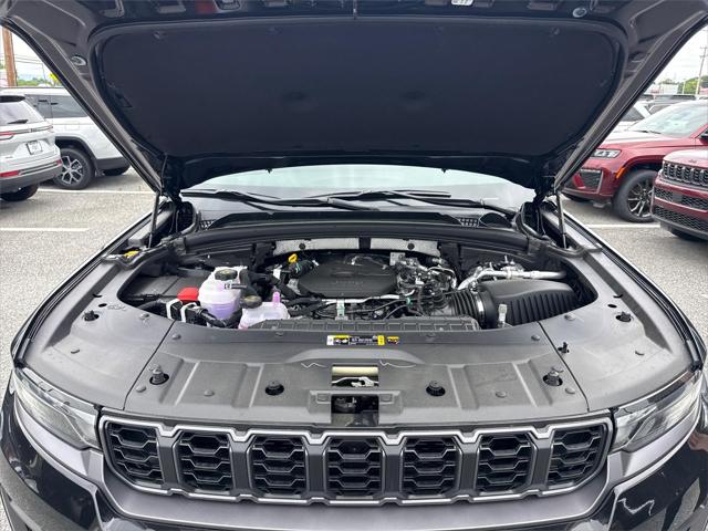 2026 Jeep Grand Cherokee Altitude 4x4