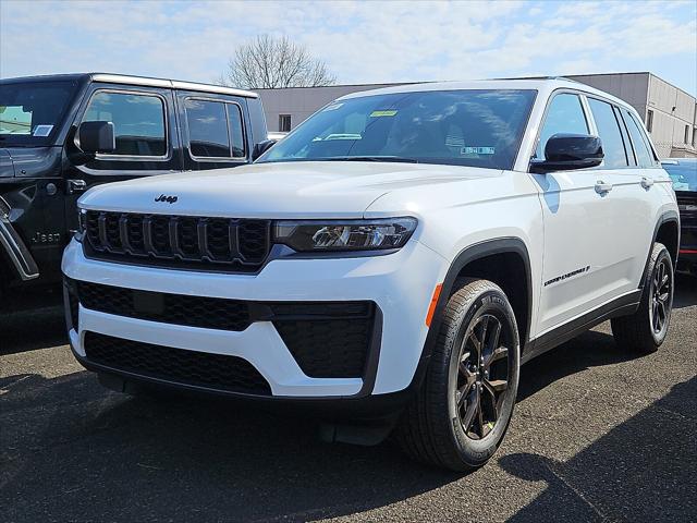 2026 Jeep Grand Cherokee GRAND CHEROKEE LAREDO ALTITUDE 4X4