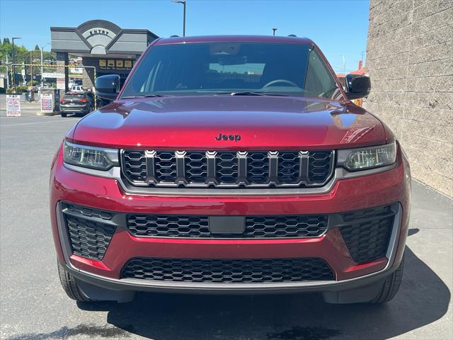 2026 Jeep Grand Cherokee GRAND CHEROKEE LAREDO ALTITUDE 4X4