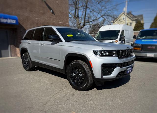 2026 Jeep Grand Cherokee GRAND CHEROKEE LAREDO ALTITUDE 4X4