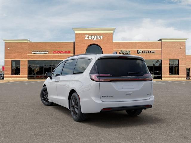 2026 Chrysler Pacifica PACIFICA SELECT AWD